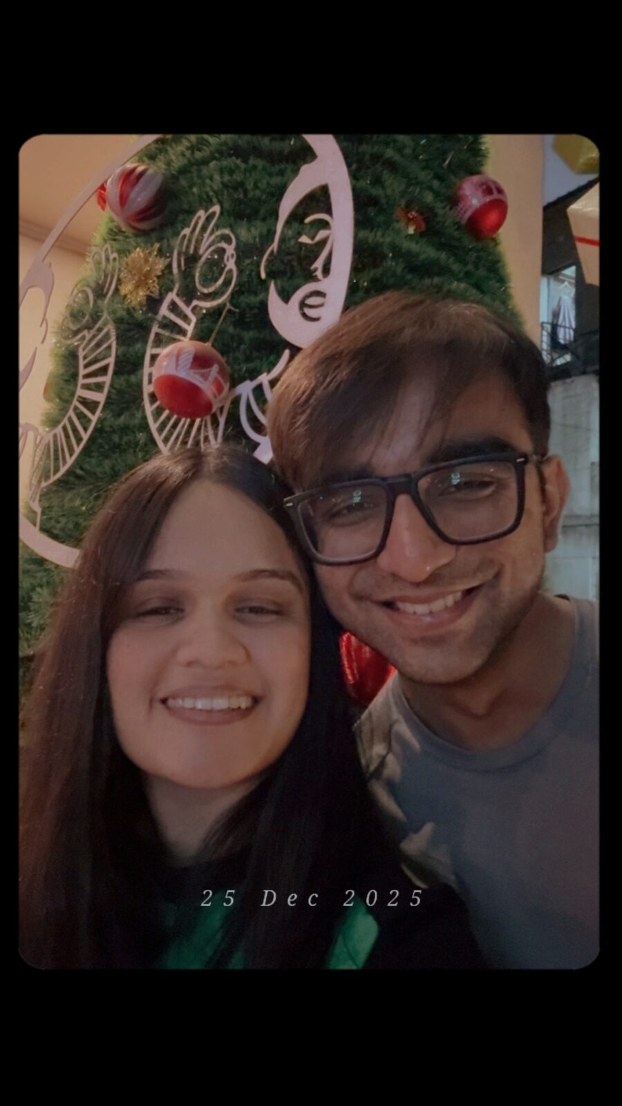 Bilv and Vinanti at Christmas